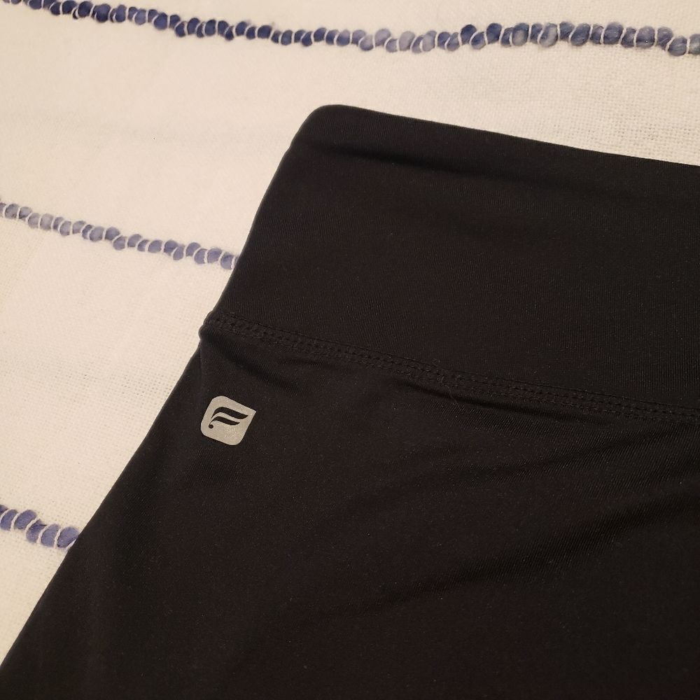Fabletics Pleated Capris, Size Small - image 5